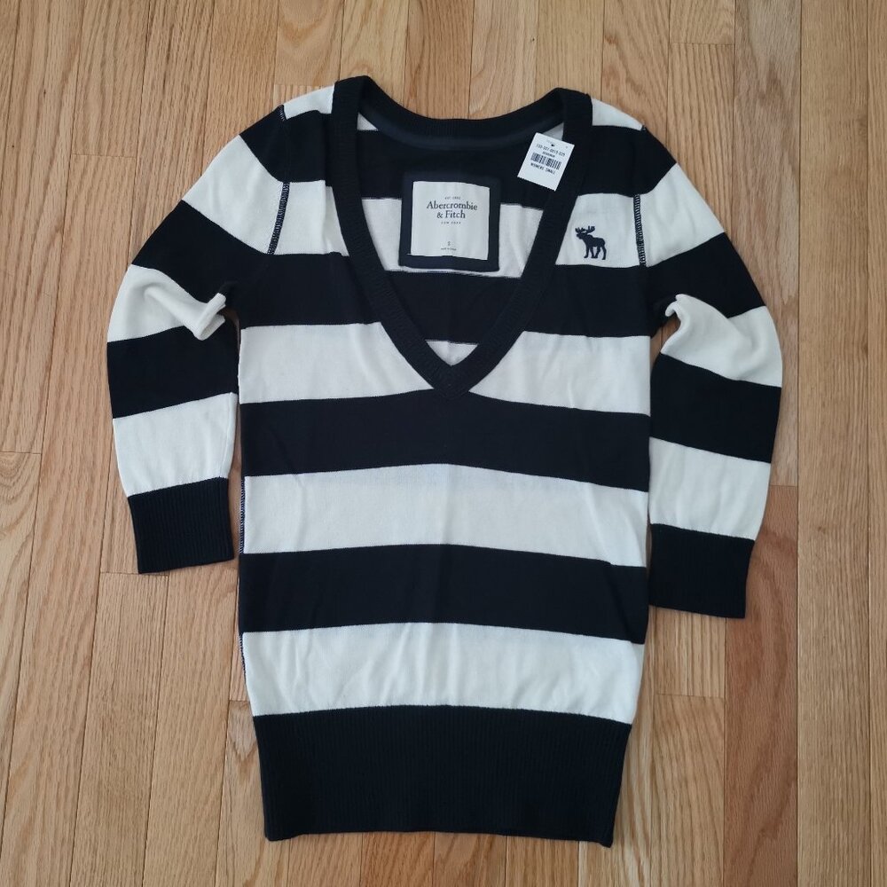 NWT Women Abercrombie Vintage Deep V Neck Cotton Sweater Stripes Fitted Y2K